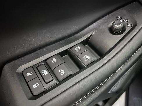 New 2026 Jeep Grand Cherokee L Limited AWD/4WD image 5