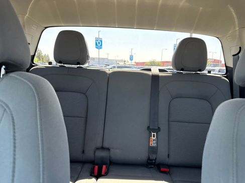 Used 2019 Chevrolet Colorado W/T w/ Custom Special Edition RWD image 21