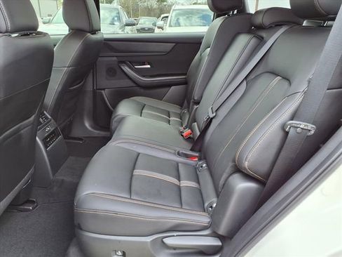 Used 2025 MAZDA CX-90 3.3 Turbo w/ Select Package image 17