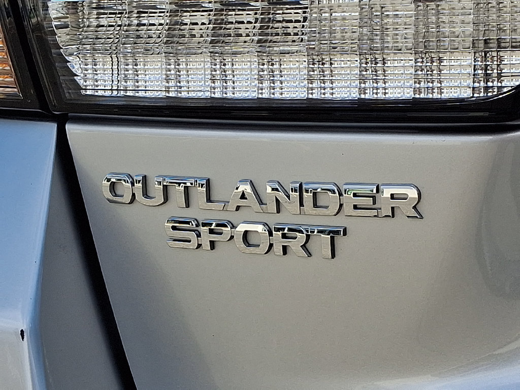 Used 2024 Mitsubishi Outlander Sport ES AWD/4WD image 31