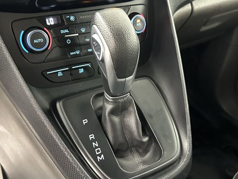 Used 2020 Ford Transit Connect XL image 24