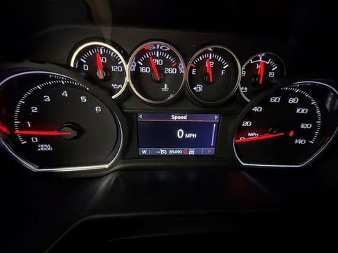 Used 2021 Chevrolet Suburban RST image 15