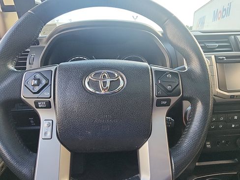 Used 2019 Toyota 4Runner Limited AWD/4WD image 11