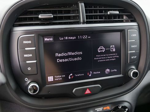 Used 2023 Kia Soul LX w/ LX Technology Package FWD image 19