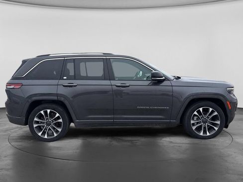 Used 2023 Jeep Grand Cherokee Overland AWD/4WD image 17