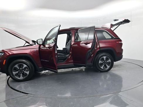 Used 2024 Jeep Grand Cherokee Limited 4xe AWD/4WD image 75