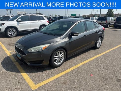 Used 2015 Ford Focus SE FWD image 7
