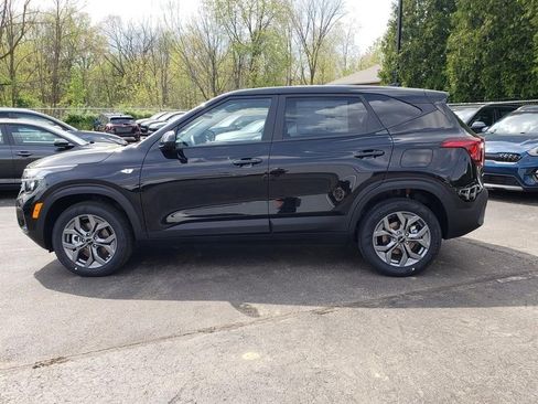 New 2026 Kia Seltos LX AWD/4WD image 3