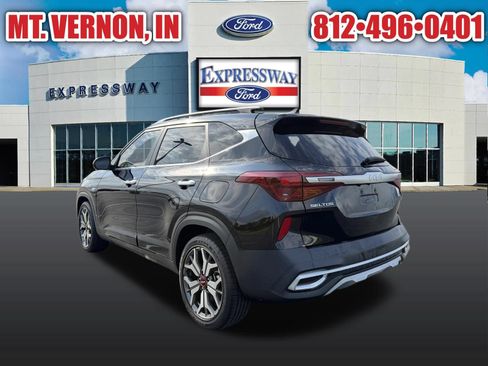 Used 2022 Kia Seltos SX w/ Sunroof Package AWD/4WD image 8