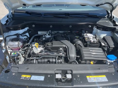 New 2025 Volkswagen Taos S image 11