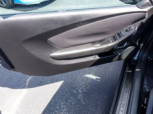 Used 2015 Chevrolet Camaro LT RWD image 19