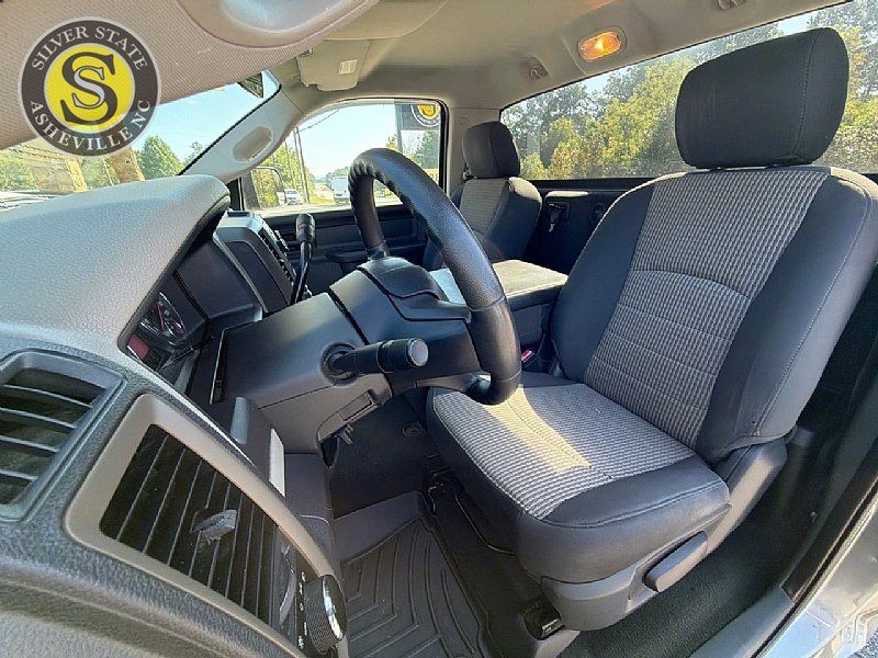 Used 2011 RAM 1500 Tradesman RWD image 12