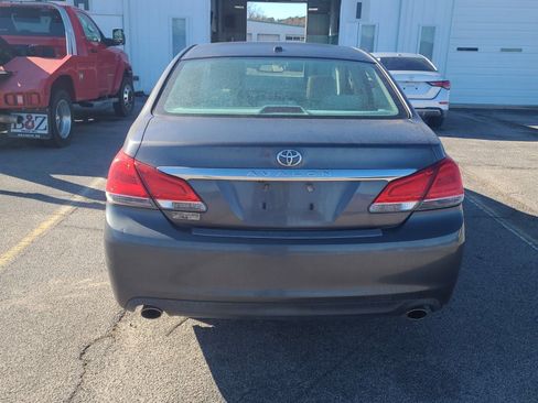 Used 2012 Toyota Avalon image 5