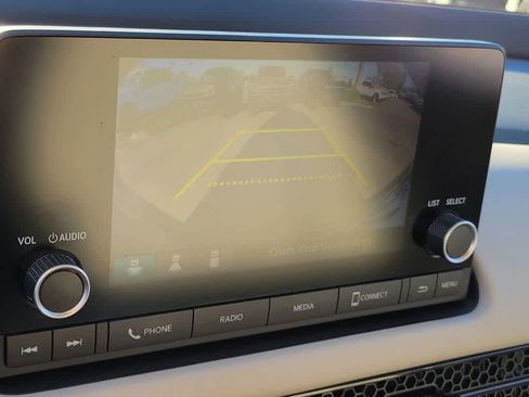 Used 2024 Honda HR-V LX image 24