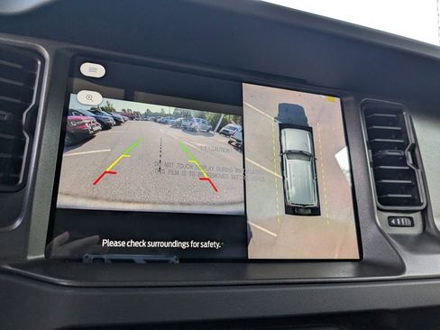 New 2025 Ford Bronco Badlands image 22