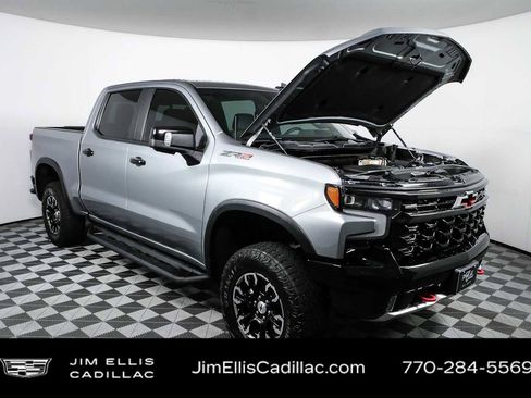 Used 2023 Chevrolet Silverado 1500 ZR2 w/ Technology Package AWD/4WD image 32