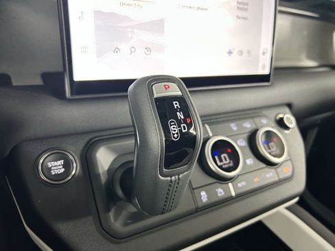 Used 2025 Land Rover Defender 90 S AWD/4WD image 15