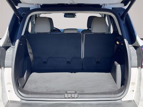 Used 2018 Ford Escape Titanium image 35