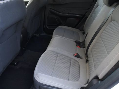 Used 2022 Ford Escape SE image 23