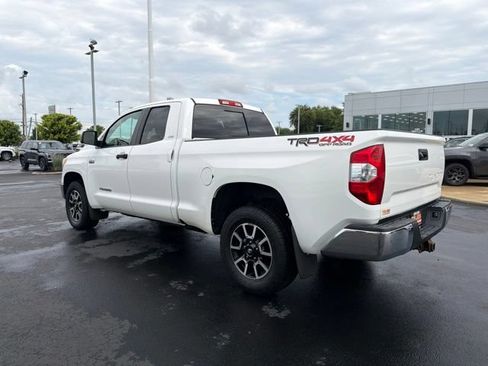 Used 2016 Toyota Tundra SR5 w/ TRD Off Road Package AWD/4WD image 5