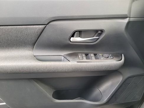 New 2026 Nissan Kicks SV w/ Cold Weather Package FWD image 20