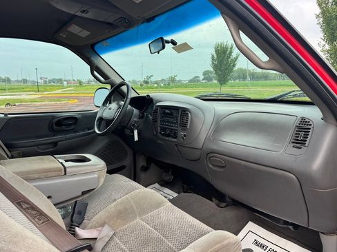 Used 2002 Ford F150 XLT AWD/4WD image 23