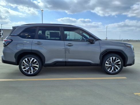 Used 2026 Subaru Forester Touring AWD/4WD image 22
