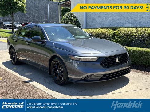 Certified 2025 Honda Accord SE image 1