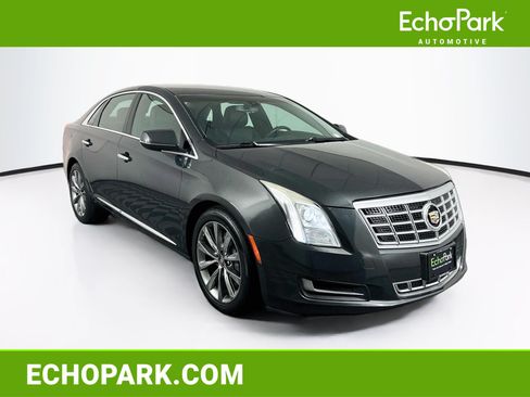 Used 2015 Cadillac XTS FWD image 1