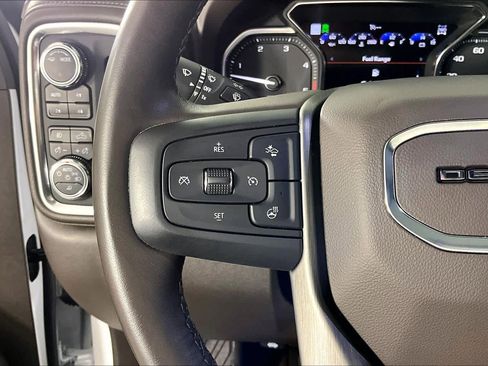 Certified 2022 GMC Sierra 2500 Denali w/ Denali Ultimate Package AWD/4WD image 23