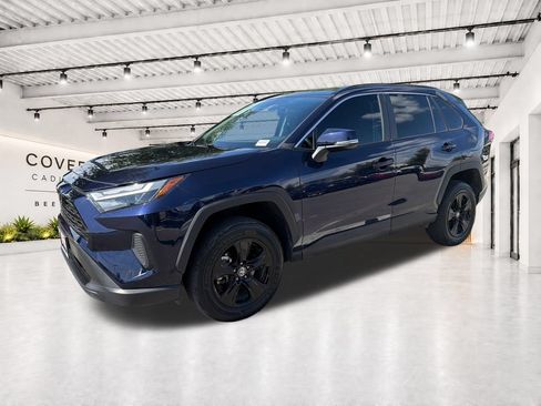 Used 2024 Toyota RAV4 XLE FWD image 4