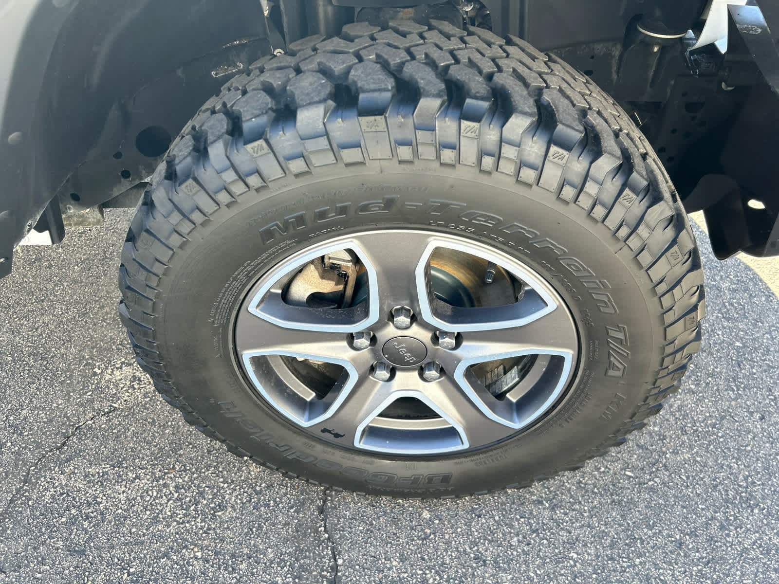 Used 2022 Jeep Wrangler Unlimited Sport AWD/4WD image 9