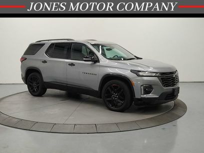 Used 2023 Chevrolet Traverse Premier w/ Redline Edition