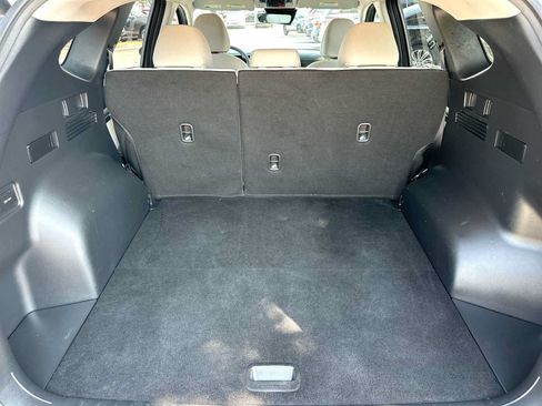 Used 2025 Hyundai Tucson SEL FWD image 28