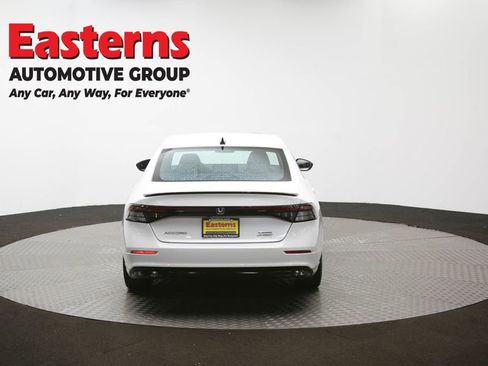 Used 2024 Honda Accord Sport image 39