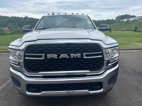 Used 2022 RAM 3500 Big Horn AWD/4WD image 7