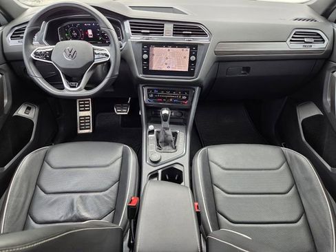 Used 2022 Volkswagen Tiguan SEL R-Line AWD/4WD image 19