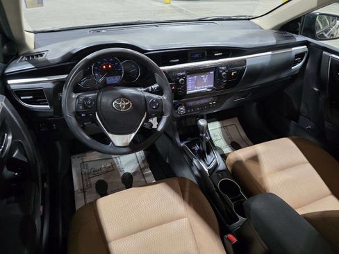 Used 2016 Toyota Corolla LE FWD image 28