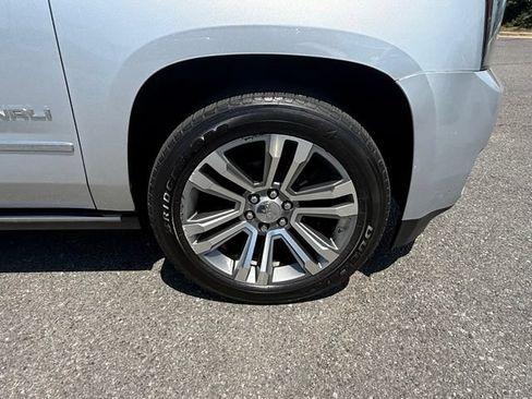 Used 2019 GMC Yukon XL Denali w/ Denali Ultimate Package RWD image 8
