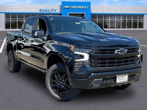 New 2026 Chevrolet Silverado 1500 LT Trail Boss w/ LT Trail Boss Premium Package AWD/4WD image 1