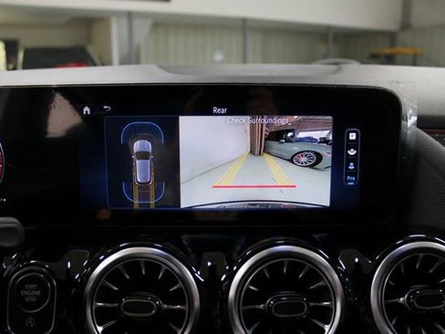 Used 2024 Mercedes-Benz GLA 250 image 27