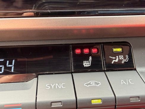 Used 2025 Toyota Camry XSE AWD/4WD image 15