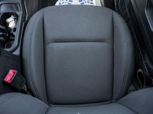 Used 2020 Jeep Gladiator Overland w/ Cold Weather Group image 32