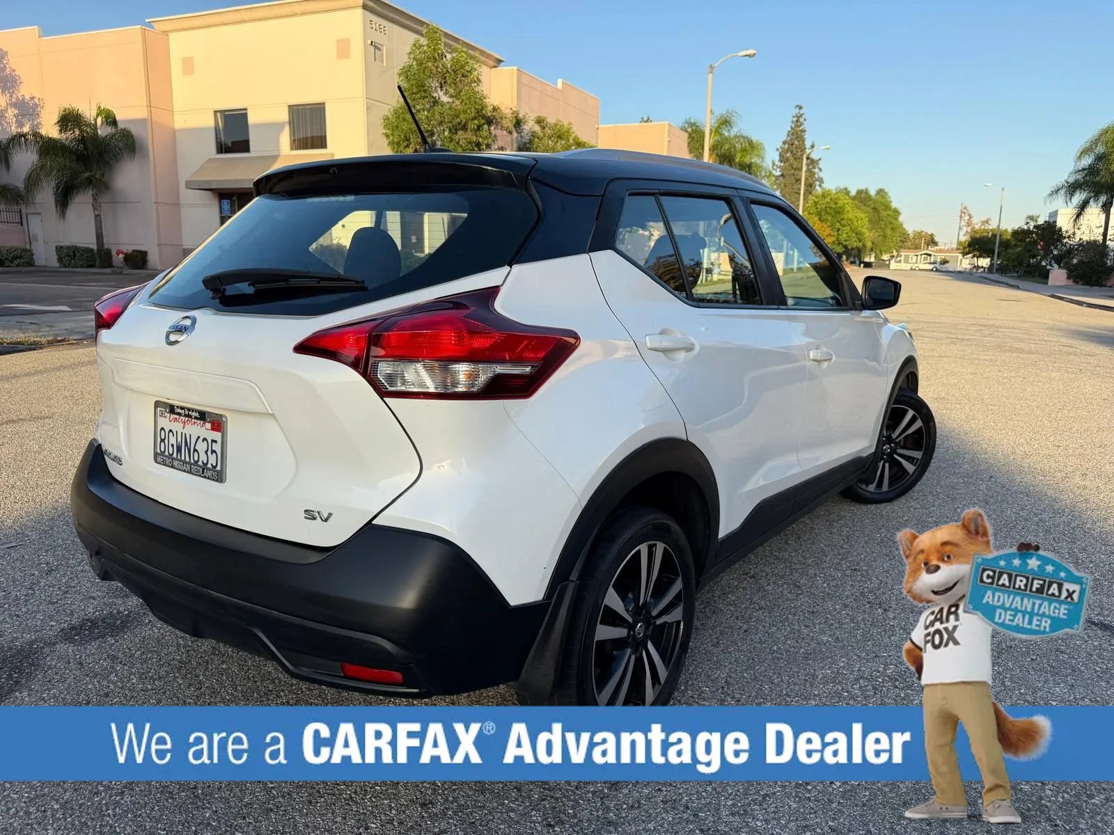 Used 2018 Nissan Kicks SV FWD image 17