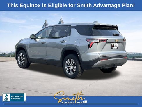 Used 2025 Chevrolet Equinox LT FWD image 18