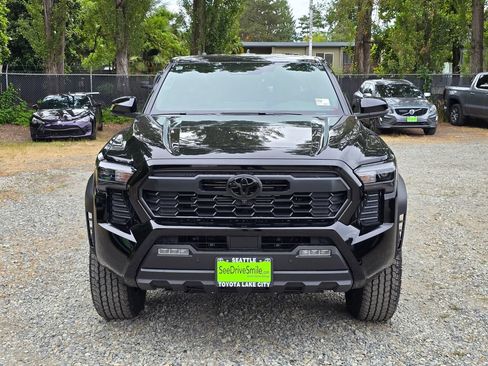 New 2026 Toyota Tacoma TRD Off-Road AWD/4WD image 2
