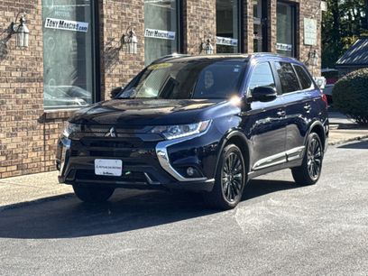 Used 2020 Mitsubishi Outlander LE