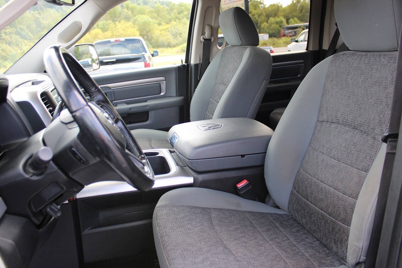 Used 2017 RAM 2500 Big Horn AWD/4WD image 37