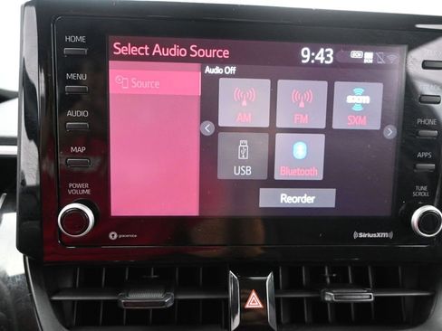 Used 2022 Toyota Corolla LE image 23