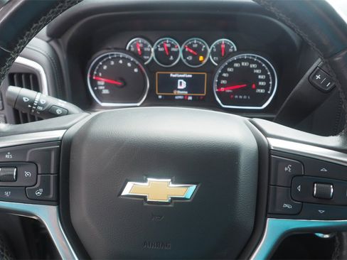 Used 2019 Chevrolet Silverado 1500 LT image 15